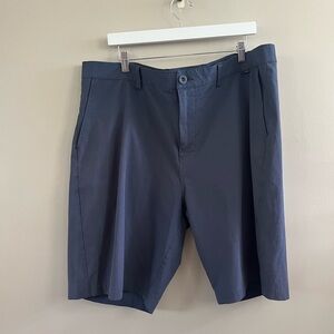 Travis Mathew Navy Blue Shorts Lightweight‎ Golf Size 40